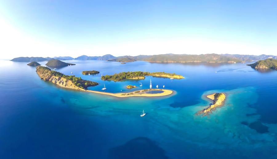 Bursa Çıkışlı Antalya Kaş Likya Fethiye Ölüdeniz Dalyan Akyaka Azmak Çayı Deniz Turu (3 Gece Otel Konaklamalı) : Antalya'da Köprülü Kalyonda Rafting, Kekova'da Tekne Turu, Fethiye'de Yamaç Paraşütü, 12 Adalar Tekne Turu, Jeep Safari, Ölüdeniz, Belcekız Plajı