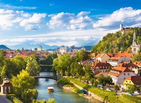 Otobüslü Orta Avrupa  Masalı Turu Ekstra Turlar Dahil (7 Gece Otel Konaklamalı): Belgrad,  Budapeşte, Estergon, Visegrad, Szentendre, Bratislava, Prag, Karlovy Vary,  Cesky Krumlov,  Viyana, Bade,  Novisad,  Sofya
6 Ülke 6 Başkent 10 Şehir Görme İmkanı
Belgrad 2 Gece Konaklama
Prag 2 Gece Konaklama
Budapeşte 2 Gece Konaklama
Viyana 1 Gece Konaklama