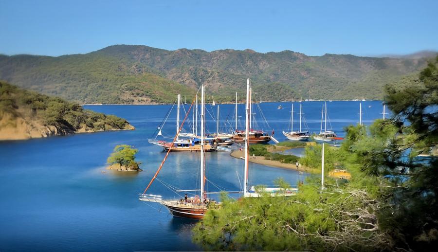 Bursa Çıkışlı Likya Fethiye Ölüdeniz Gökova Yüzme ve Tekne Turu (3 Gece Otel Konaklamalı): Bursa Sıcaklarından Bunalan Misafirlerimizi Yüzme ve Tekne Turuna Götürüyoruz :)))  Fethiye Ölüdeniz Yüzme ve Tekne Turumuz ile İddia Ediyoruz, Yüzmeye Doyacaksınız. Keyifli ve Eğlenceli Bir Tur Sizleri Bekliyor, Geç Kalmadan Yerinizi Ayırtın!