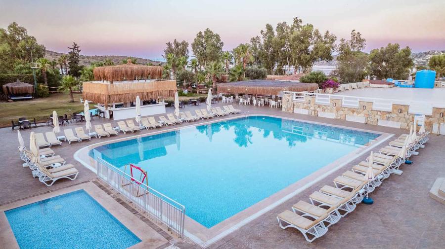 Bodrum Ladonia Del Mare Hotel Herşey Dahil (Gidiş Dönüş Otobüs Ulaşımı Dahildir): Bodrum Bodrum Turu İle Herşey Dahil Otelde Kalıyoruz Gece Eğlenceleri ve Beach Partilerde Eğlence Zamanı