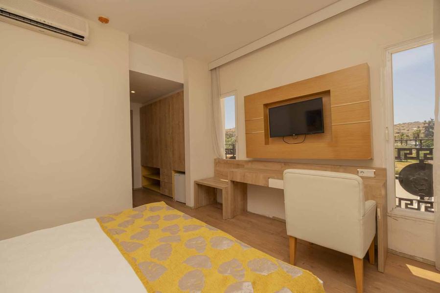 Bodrum Ladonia Del Mare Hotel Herşey Dahil (Gidiş Dönüş Otobüs Ulaşımı Dahildir): Bodrum Bodrum Turu İle Herşey Dahil Otelde Kalıyoruz Gece Eğlenceleri ve Beach Partilerde Eğlence Zamanı