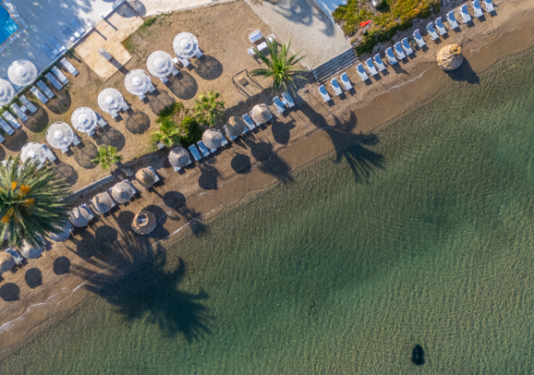 Bodrum Luna Beach Hotel Her Şey Dahil ( Gidiş Dönüş Otobüs Ulaşımı Dahildir ): Bodrum Turu İle Her Şey Dahil Otelde Kalıyoruz Gece Eğlenceleri ve Beach Partilerde Eğlence Zamanı