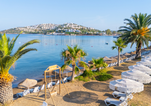Bodrum Luna Beach Hotel Her Şey Dahil ( Gidiş Dönüş Otobüs Ulaşımı Dahildir ): Bodrum Turu İle Her Şey Dahil Otelde Kalıyoruz Gece Eğlenceleri ve Beach Partilerde Eğlence Zamanı