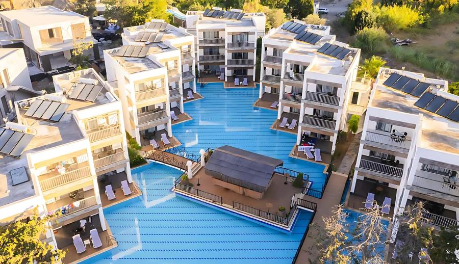 Bodrum Mio Bianco Hotel Herşey Dahil (Gidiş Dönüş Otobüs Ulaşımı Dahildir): Bodrum Mio Bianco Hotel Herşey Dahil Otelde Kalıyoruz Gece Eğlenceleri ve Beach Partilerde Eğlence Zamanı
