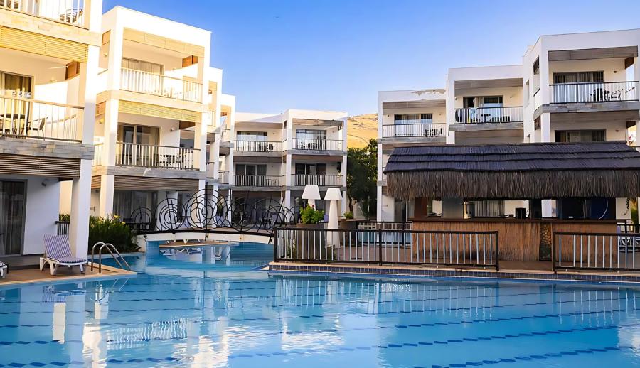 Bodrum Mio Bianco Hotel Herşey Dahil (Gidiş Dönüş Otobüs Ulaşımı Dahildir): Bodrum Mio Bianco Hotel Herşey Dahil Otelde Kalıyoruz Gece Eğlenceleri ve Beach Partilerde Eğlence Zamanı