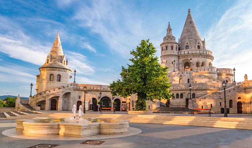 İzmir Hareketli Otobüslü Orta Avrupa  Masalı Turu Ekstra Turlar Dahil (7 Gece Otel Konaklamalı) : Belgrad, Budapeşte, Estergon, Visegrad, Szentendre,  Bratislava, Prag, Karlovy Vary,  Cesky Krumlov,  Viyana, Baden,  Novisad,  Sofya
Estergon  Vişegrad  Szentendre Turu Dahil 
Karlovy Vary Turu Dahil
Pandorf Outlet Turu Dahil