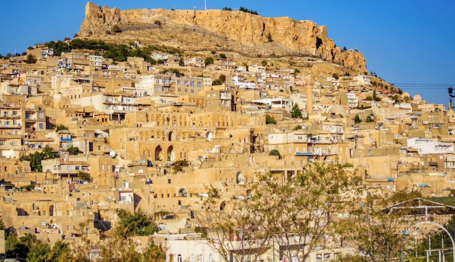 Uçaklı Kuzey Doğu Anadolu ve Antep Urfa Mardin Tunceli Kemaliye Divriği Turu (4 Gece Otel Konaklamalı): Size Özel Güney Doğu Anadolu’yu Keşfetmeye, Doğu Anadolu'yu Elazığ, Tunceli Munzur Gözelerini, Kemaliye ve Sivas'ı gezmeye davet ediyoruz.