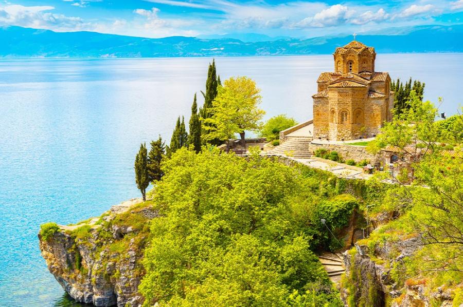 İzmir Çıkışlı Kosovalı Balkanlar Ekstra Turlar Akşam Yemekleri ve Budva Yüzme Molası Dahil !