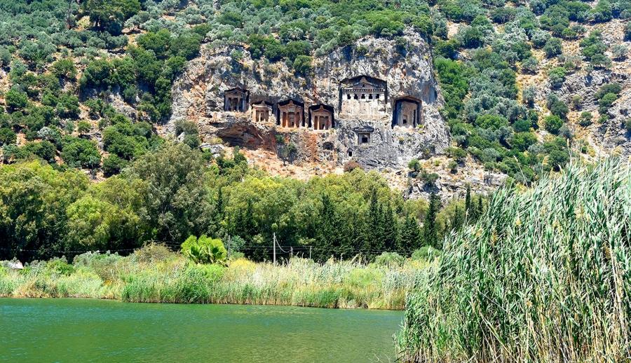 Süper Promosyon Tadı Damağında Likya Fethiye Akyaka Dalyan Turu (2 Gece Otel Konaklamalı): Tadı Damağında Likya Fethiye Akyaka Dalyan Turu İle Ege'nin Saklı Mavi, Turkuaz Rengi ile buluşmaya varmısınız? Yüzmeye doyamayacağınız Keyifli ve Eğlenceli bir için Geç Kalmadan yerinizi ayırtınız..... 