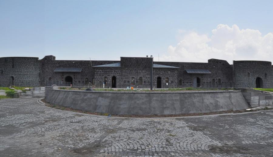 Ramazan Bayramı Özel Uçaklı Doğu Ekspresi Türkiye'nin Doğusu Erzurum Kars Van Turu ( Uçakla Gidiş Dönüş ): Doğu Ekspresi Tren Yolculuğu Erzurum’un, Kars'ın ve Van'ın Tüm Güzelliklerini Sizlere Sunuyoruz. Gidiş, Dönüş Uçak Biletleri Dahil