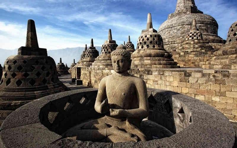 Endonezya Malezya Bali Turu 12 Gün
