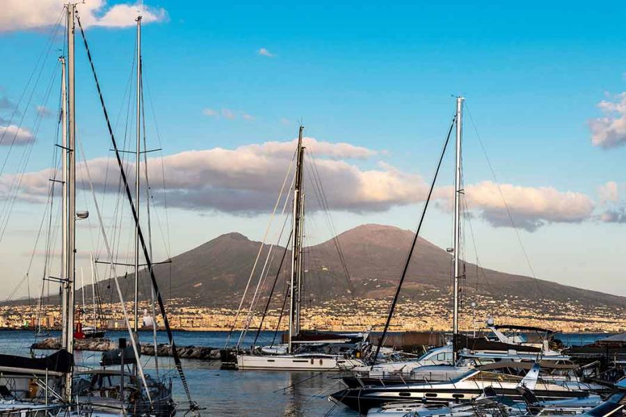Türk Hava Yolları İle 27 Mayıs Kalkışlı Ekstra Turlar Dahil Elegant Napoli  Amalfi Kıyıları Turu (4 Gece Otel Konaklamalı): Ekstra Turlar Dahil, Türk Hava Yolları ile 