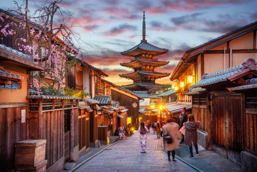 Etihad Hava Yolları ile  Comfort Japonya Turu ( 6 Gece Konaklamalı ): Etihad Hava Yolları ile Uçuş İmkanı
Tokyo 3 Gece Konaklama
Osaka 3 Gece Konaklama