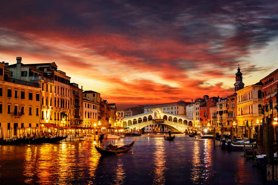 Pegasus Hava Yolları İle Espresso İtalya Turu (5 Gece Otel Konaklamalı ) FCO-BLQ: Pegasus Hava Yolları İle Uçuş İmkanı
Roma 2 Gece Konaklamalı
Floransa 2 Gece Konaklamalı
Venedik 1  Gece Konaklamalı