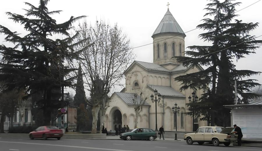 Yılbaşı Özel Uçaklı Bambaşka Batum Tiflis Kars Erzurum Doğu Ekspresi Turu (3 Gece Otel Konaklamalı) : Yılbaşında Özlemle Beklediğimiz Kısa Doğu Üçgeni Turumuz İçin Gürcistan Ülkesinin Batumu İle Turumuza Başlıyoruz. Başkent Tiflis'i, Doğu Anadolunun Kars'ı ve Ani Harabelerini Geziyoruz, Kars - Erzurum Doğu Ekspresi Tren Yolculuğu Yapıyoruz ve Erzurum'dan Geri Dönüyoruz..
