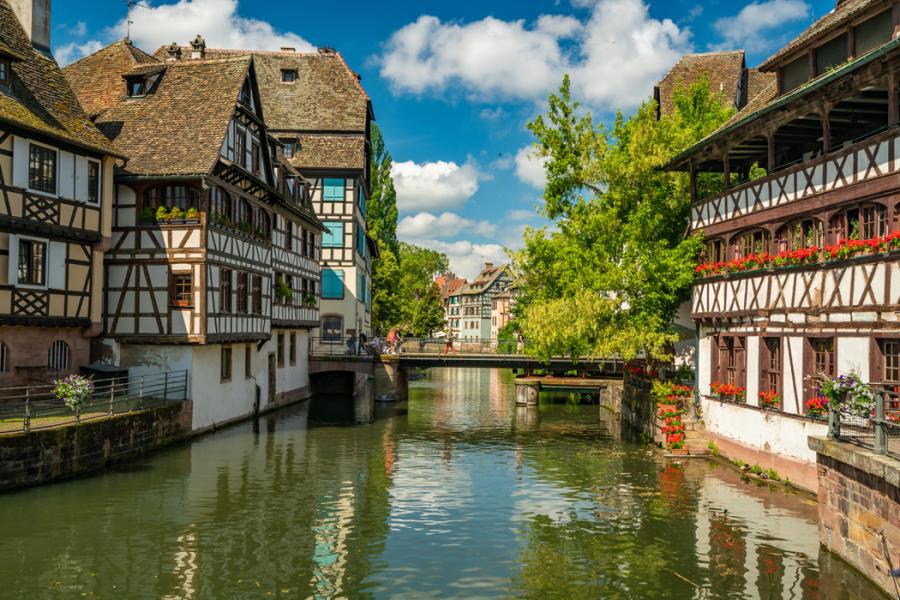 Alsacelı Alpler Turu  2026 Yaz  ( BGY - STR  ) : Strasbourg 1 Gece Konaklama
Mulhouse 2 Gece Konaklama
Cenevre 2 Gece Konaklama
Mılano 2 Gece Konaklama