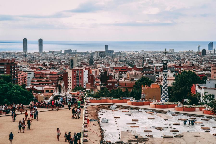Pegasus Havayolları İle Ekspres Ispanya Turu BCN-MAD ( 4 Gece Otel Konaklamalı): Pegasus Havayolları İle Direk Uçuş İmkanı
Madrid 2 Gece Konaklama
Barselona 2 gece Konaklama
4 Sabah Kahvaltısı Dahil
Tüm Panaromik Şehir turları dahil
