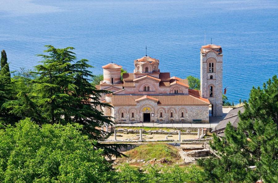 Ankara Çıkışlı Ajet Havayolları İle Büyük Balkan Turu ( 7 Gece Konaklamalı) TIA - TIA: Üsküp 2 Gece Konaklama
Ohrid 1 Gece Konaklama
Belgrad 1 Gece Konaklama
Saraybosna 1 Gece Konaklama
Trebinje 1 Gece Konaklama
Tiran 1 Gece Konaklama