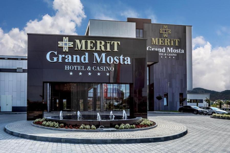 Günübirlik Svilengrad Alışveriş Turu  Her Cumartesi Hareketli: Konforlu otobüslerle ulaşım
Profesyonel Türkçe rehberlik
Panoramik Svilengrad şehir turu
Araç içi su ikramı
