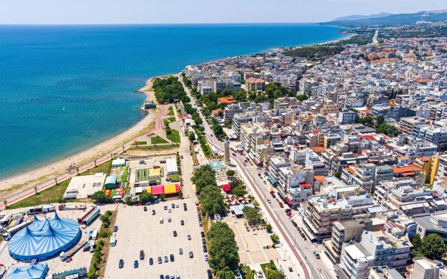 Otobüs İle Günübirlik Dedeağaç Alışveriş Turu Her Cuma Akşam Hareketli: Konforlu Otobüslerle Ulaşım
Profesyonel Türkçe Rehberlik
Panoramik Dedeağaç Şehir Turu
Araç İçi Su İkramı