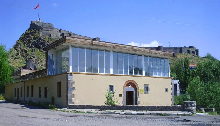 Thy İle Uçaklı Doğu Ekspresi Türkiye'nin Çatısı Van Kars Erzurum Turu ( Uçakla Gidiş Dönüş): Van'ın Kars'ın ve Erzurum’un Tüm Güzelliklerini Sizlere Sunuyoruz. Gidiş, Dönüş Uçak Biletleri Dahil, Kars Erzurum Doğu Ekspresi Tren Bileti Dahil