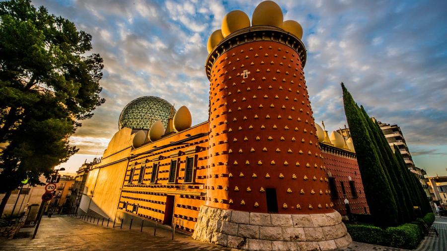 Pegasus Havayolları İle Comfort İspanya Endülüs Turu ( 7 Gece Otel Konaklamalı ) BCN - MAD: Pegasus Hava Yolları  İle Uçuş İmkanı 
7 Sabah Kahvaltısı Dahil 
Granada 1 Gece Konaklama
Sevilla 1 Gece Konaklama
Madrid 2 Gece Konaklama
Barcelona 2 Gece Konaklama
Valencia 1 Gece Konaklama