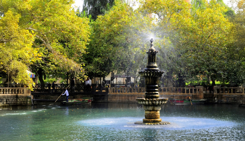 Eskişehir Çıkışlı Dolu Dolu Bir Uçtan Bir Uca Sınırlarda Gap Doğu Anadolu ve Nahçıvan Turu (6 Gece Otel Konaklamalı): Türkiye'de Bir İlk Yapıyoruz ve Sizleri Gaziantep'de başlayan Yolculuğumuz İle Şanlıurfa, Mardin, Midyat, Cizre, Şırnak, Hakkari, Yüksekova, Van, Ağrı, Nahçıvan, Iğdır, Kars, Erzurum ile Sonlandıracağımız Dolu Dolu bir Anadolu turunda buluşmayı bekliyoruz.