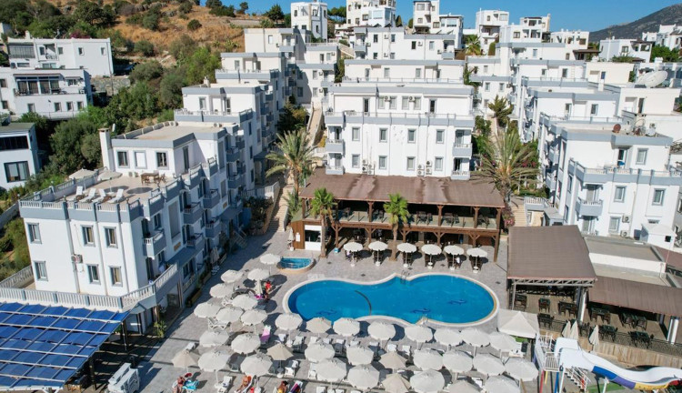 Bodrum Fora Holiday Resort Hotel (Gidiş Dönüş Otobüs Ulaşımı Dahildir) : Bodrum Fora Holiday Resort Hotel Turu İle Herşey Dahil Otelde Kalıyoruz Gece Eğlenceleri ve Beach Partilerde Eğlence Zamanı