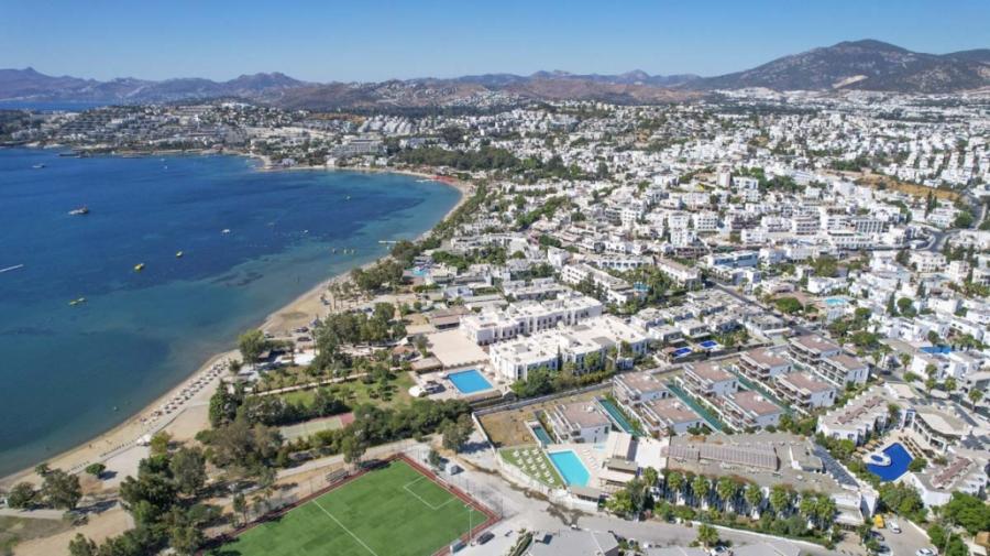 Smart Holiday Hotel Bodrum (Gidiş Dönüş Otobüs Ulaşımı Dahildir) : Smart Holiday Hotel Bodrum Bodrum Turu İle Herşey Dahil Otelde Kalıyoruz Gece Eğlenceleri ve Beach Partilerde Eğlence Zamanı