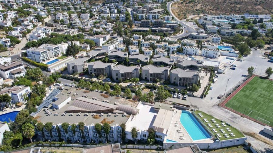 Smart Holiday Hotel Bodrum (Gidiş Dönüş Otobüs Ulaşımı Dahildir) : Smart Holiday Hotel Bodrum Bodrum Turu İle Herşey Dahil Otelde Kalıyoruz Gece Eğlenceleri ve Beach Partilerde Eğlence Zamanı