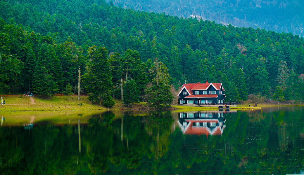 29 Ekim Özel Batı Karadeniz Abant Safranbolu Amasra Turu (1 Gece Konaklamalı) : Unesco Dünya Kültür Mirası Listesinde Bulunan Müze Kent Safranbolu'da, Geleneksel Osmanlı Mimarisinin En Güzel Örneklerini İnceleme Fırsatı, Çeşm-i Cihan Olarak Anılan Amasra’yı Yeniden Keşfetme Zamanı… 