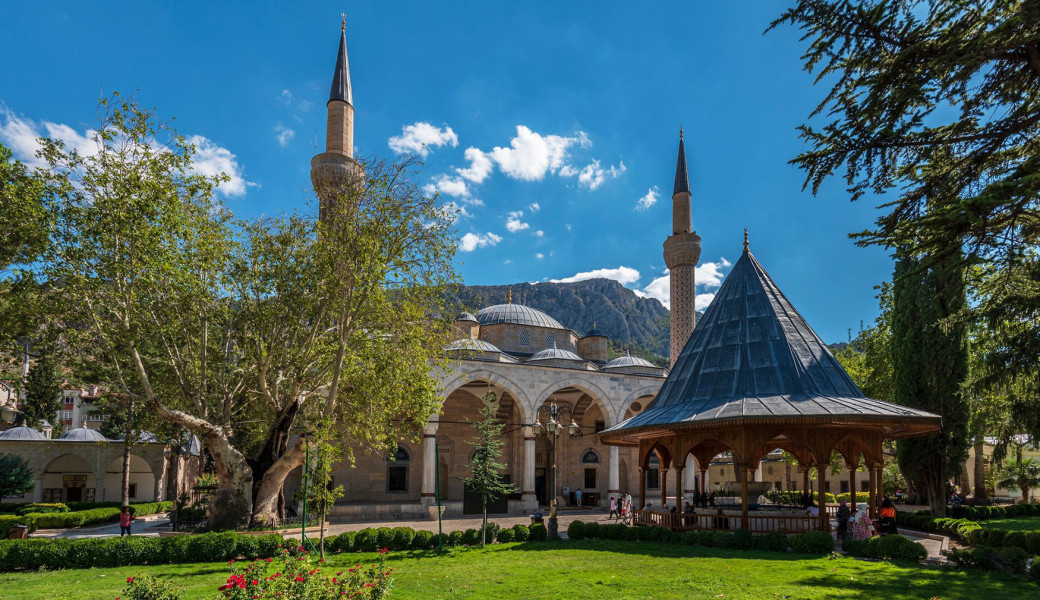 29 Ekim Özel Batı ve Orta Karadeniz Amasra Safranbolu Kastamonu Sinop Samsun Amasya Turu (2 Gece Otel Konaklamalı) : Sizleri Bartın, Amasra, Safranbolu, Kastamonu, Sinop, Samsun ve Amasya'dan oluşan Batı ve Orta Karadeniz'i Haftasonunda değerlendirmek doğa ve tarihi içi içine yaşamak için davet ediyoruz. 