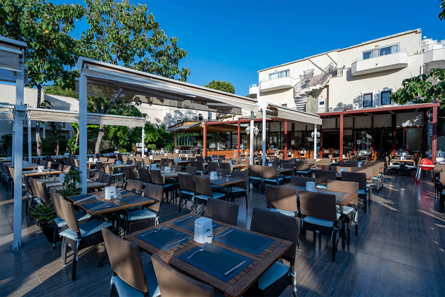 Bodrum Golden Age Otel Yalıkavak  Herşey Dahil (Gidiş Dönüş Otobüs Ulaşımı Dahildir): Bodrum Golden Age Otel Yalıkavak Turu İle Herşey Dahil Otelde Kalıyoruz Gece Eğlenceleri ve Beach Partilerde Eğlence Zamanı