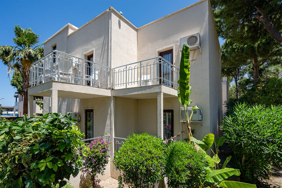 Bodrum Golden Age Otel Yalıkavak  Herşey Dahil (Gidiş Dönüş Otobüs Ulaşımı Dahildir): Bodrum Golden Age Otel Yalıkavak Turu İle Herşey Dahil Otelde Kalıyoruz Gece Eğlenceleri ve Beach Partilerde Eğlence Zamanı