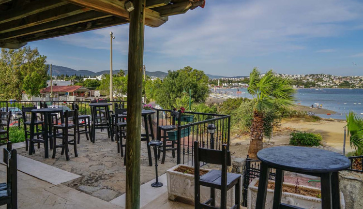 Bodrum Mira Beach Resort Bodrum Herşey Dahil (Gidiş Dönüş Otobüs Ulaşımı Dahildir): Mira Beach Resort BodrumTuru İle Herşey Dahil Otelde Kalıyoruz Gece Eğlenceleri ve Beach Partilerde Eğlence Zamanı