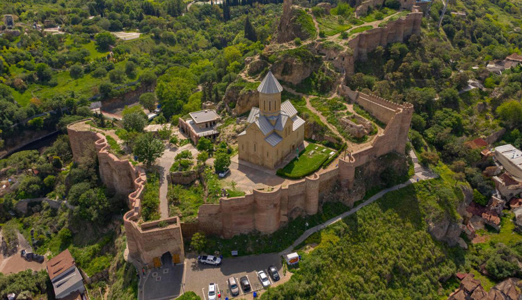 Uçaklı Kuzey Kafkasya Batum Gori Tiflis Kars Erzurum Doğu Ekspresi Turu (4 Gece Otel Konaklamalı): Uçaklı Kuzey Kafkasya Batum Gori Tiflis Kars Erzurum Doğu Ekspresi Turu İle Muhteşem deneyimler kazanmaya Ve Kafkas Hikayelerine Tanıklık Etmeye Gidiyoruz.