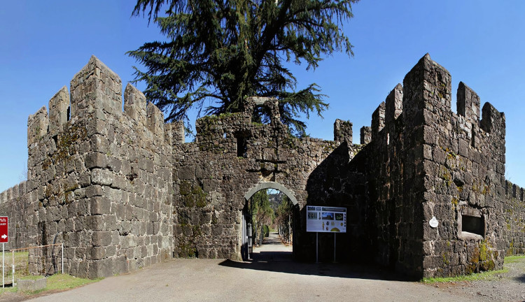Uçaklı Kuzey Kafkasya Batum Gori Tiflis Kars Erzurum Doğu Ekspresi Turu (4 Gece Otel Konaklamalı): Uçaklı Kuzey Kafkasya Batum Gori Tiflis Kars Erzurum Doğu Ekspresi Turu İle Muhteşem deneyimler kazanmaya Ve Kafkas Hikayelerine Tanıklık Etmeye Gidiyoruz.