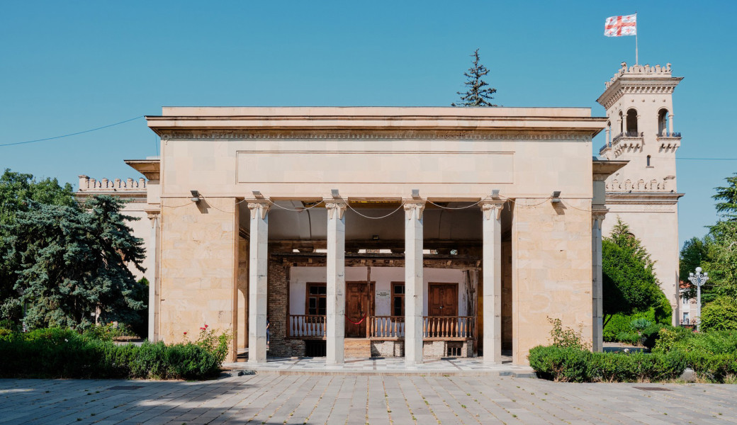Uçaklı Kuzey Kafkasya Batum Gori Tiflis Kars Erzurum Doğu Ekspresi Turu (4 Gece Otel Konaklamalı): Uçaklı Kuzey Kafkasya Batum Gori Tiflis Kars Erzurum Doğu Ekspresi Turu İle Muhteşem deneyimler kazanmaya Ve Kafkas Hikayelerine Tanıklık Etmeye Gidiyoruz.