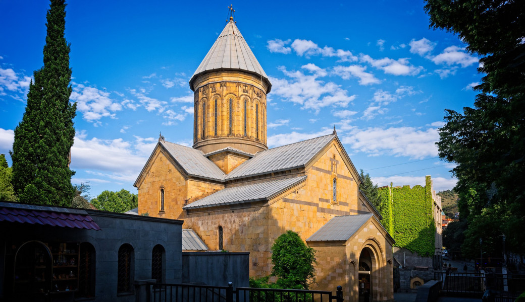 Uçaklı Kuzey Kafkasya Batum Gori Tiflis Kars Erzurum Doğu Ekspresi Turu (4 Gece Otel Konaklamalı): Uçaklı Kuzey Kafkasya Batum Gori Tiflis Kars Erzurum Doğu Ekspresi Turu İle Muhteşem deneyimler kazanmaya Ve Kafkas Hikayelerine Tanıklık Etmeye Gidiyoruz.