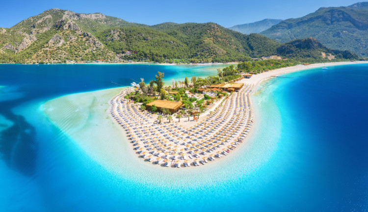 Uçaklı Tadı Damağında Likya Fethiye Akyaka Dalyan Turu (2 Gece Otel Konaklamalı): Uçaklı Tadı Damağında Likya Fethiye Akyaka Dalyan Turu İle Ege'nin Saklı Mavi, Turkuaz Rengi ile buluşmaya varmısınız? Yüzmeye doyamayacağınız Keyifli ve Eğlenceli bir için Geç Kalmadan yerinizi ayırtınız..... 