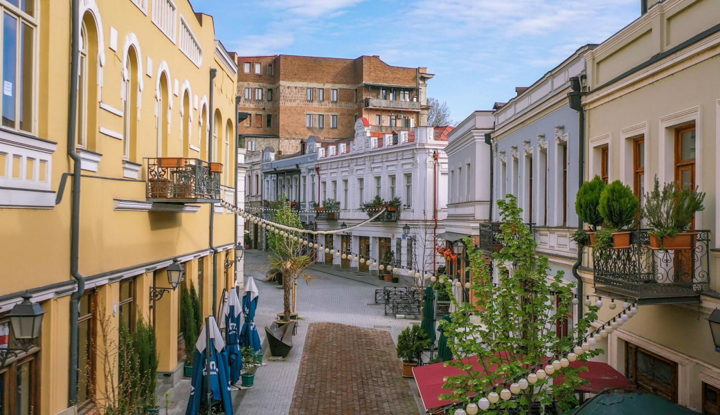 Ankara Çıkışlı Uçaklı Kuzey Kafkasya Batum Gori Tiflis Kars Erzurum Doğu Ekspresi Turu (4 Gece Otel Konaklamalı): Ankara Çıkışlı Uçaklı Kuzey Kafkasya Batum Gori Tiflis Kars Erzurum Doğu Ekspresi Turu İle Muhteşem deneyimler kazanmaya Ve Kafkas Hikayelerine Tanıklık Etmeye Gidiyoruz.