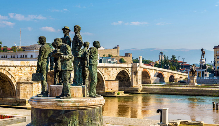 Ankara Çıkışlı Uçaklı Balkan Masalı Turu ( 7 Gece Otel Konaklamalı ) Skp - Skp: Bosna Hersek  Karadağ  Arnavutluk  Kuzey Makedonya  Kosova  Sırbistan
Trabinje 1 Gece Konaklama
İşkodra 1 Gece Konaklama
Ohrid 1 Gece Konaklama
Üsküp 2 Gece Konaklama
Belgrad 1 Gece Konaklama
Saraybosna 1 Gece Konaklama