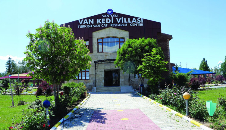 29 Ekim Özel Thy İle Uçaklı Kafkas Üçgeni Doğu Ekspresi Van Nahçıvan Kars Turu ( Uçakla Gidiş Dönüş ) : Kafkaslar Diyarından Selamlar Getirdik, Van'da Akdamar Adası, Ağrı Dağı Manzaralı İshakpaşa Sarayı, Iğdır'da Tuzluca Mağarası, Can Azerbaycan'ın Nahçıvan Özerk Bölgesi, Kars Kafkas Gecesi ve Aşık Atışması, Doğu Ekspresi Treni İle Kars'dan Erzurum'a Nostaljik Bir Yolculuk İçin Sizi Bekliyoruz.