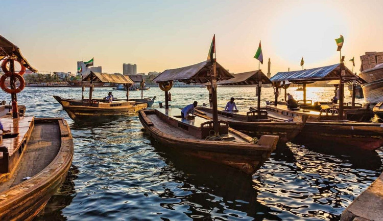 Ajet Hava Yolları İle Bir Dubai Masalı Turu Dubai Şehir Turu Ve Abra Geçişi Dahil Dubai Varışlı  ( 3 Gece Otel Konaklamalı ): Ajet Hava Yolları İle Uçuş
Dubai Havalimanı Varışlı
3 Gece Dubai Konaklama
3 Sabah Kahvaltısı Fiyata Dahil
Dubai Şehir Turu Ve Abra Geçişi Fiyata Dahil