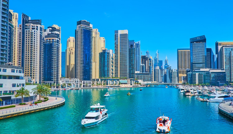 Vize Dahil Ajet Hava Yolları İle Bir Dubai Masalı Turu Dubai Şehir Turu Ve Abra Geçişi Dahil Dubai Varışlı  ( 3 Gece Otel Konaklamalı ): Ajet Hava Yolları İle Uçuş
Dubai Havalimanı Varışlı
3 Gece Dubai Konaklama
3 Sabah Kahvaltısı Fiyata Dahil
Dubai Şehir Turu Ve Abra Geçişi Fiyata Dahil