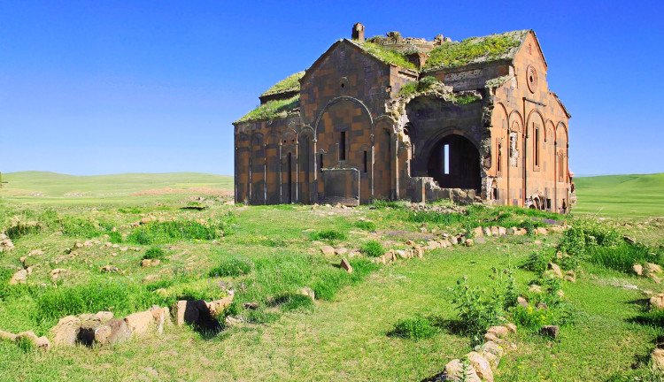 29 Ekim Özel Uçaklı Güneyden Kuzeye Diyarbakır Bitlis Tatvan Van Nahçıvan Kars Erzurum Turu (4 Gece Otel Konaklamalı): SSC TUR Farkı İle Gap ve Doğu Turu Deneyimi Yaşama Ne Dersiniz? Sizleri Günehttps://app.ssc.com.tr/edit/8614#step3y Doğu Anadolu’yu Keşfetmeye, Kafkaslar Diyarını Selamlamaya Davet Ediyoruz..