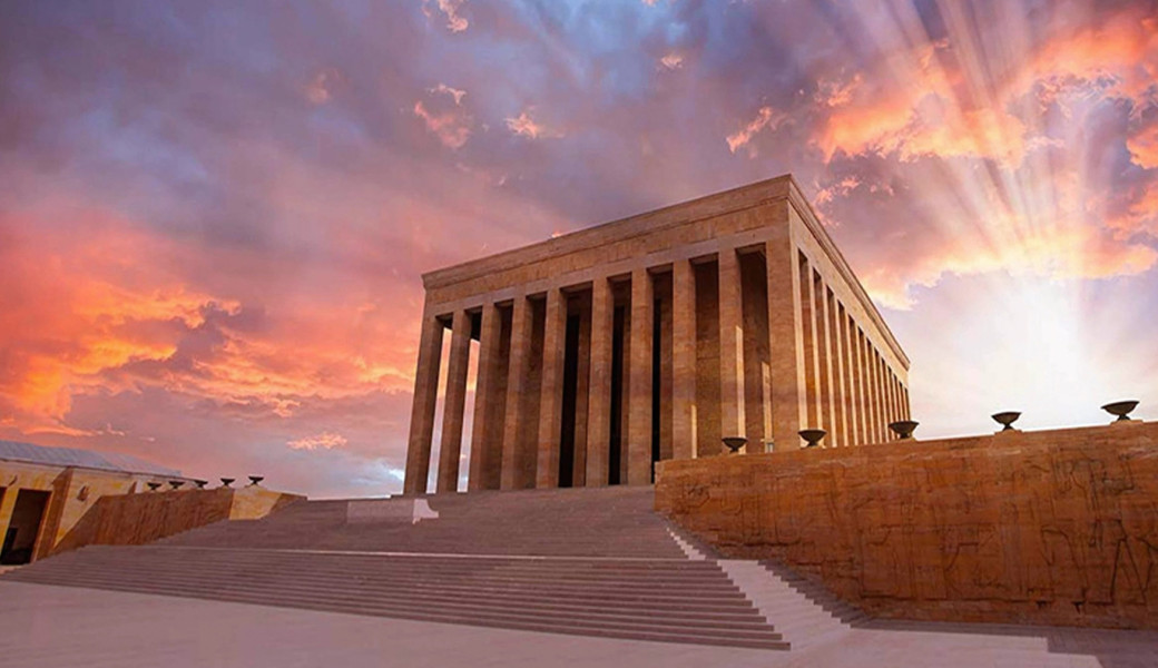 29 Ekim Özel Günübirlik Ata'mızı Anma Ankara Anıtkabir Turu: Cumhuriyet’imizin, ortak değerleri  Atatürk’ün ilke ve inkılaplarının izindeyiz. Atatürk’ün bizlere bıraktığı bu vatanı, ilelebet sonsuz neferi olacağız. SSC TUR olarak bizler de bu ülkeyi ve bu vatanı BAĞIMSIZLIĞIMIZI armağan eden Ata’mızı 30 Ağustosta ebedi İstirahatgahın’da anıyoruz. 