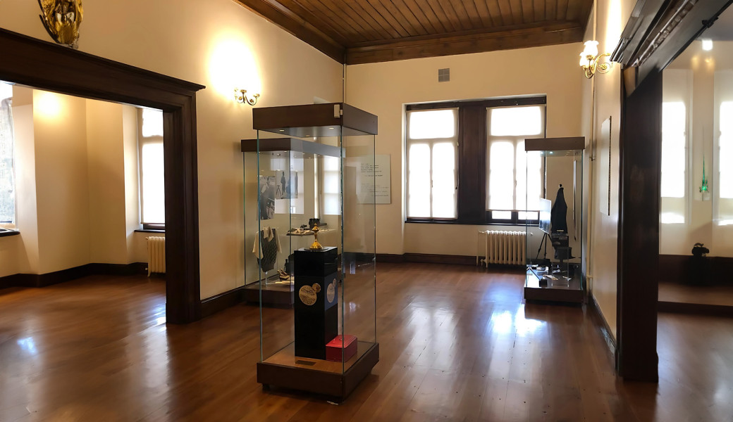 29 Ekim Özel Günübirlik Ata'mızı Anma Ankara Anıtkabir Turu: Cumhuriyet’imizin, ortak değerleri  Atatürk’ün ilke ve inkılaplarının izindeyiz. Atatürk’ün bizlere bıraktığı bu vatanı, ilelebet sonsuz neferi olacağız. SSC TUR olarak bizler de bu ülkeyi ve bu vatanı BAĞIMSIZLIĞIMIZI armağan eden Ata’mızı 30 Ağustosta ebedi İstirahatgahın’da anıyoruz. 