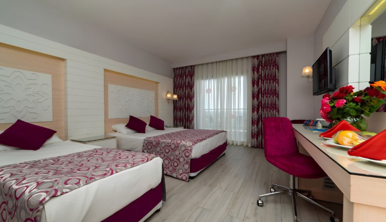 29 Ekim Özel Uçaklı Antalya 5* Otel Uhd Konaklamalı Tatil ve Deniz Turu: 29 Ekim Özel Antalya'da Side bölgesinde Bulunan 5* Otellerde Tatil Fırsatı Sizleri Bekliyor...