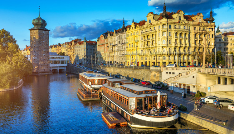 Ajet Hava Yolları İle Noel Pazarları Prag Masalı Turu ( 3 Gece Otel Konaklamalı ): Noel Pazarları Turu
3 Sabah Kahvaltısı Fiyata Dahil
3 Gece Prag Konaklama